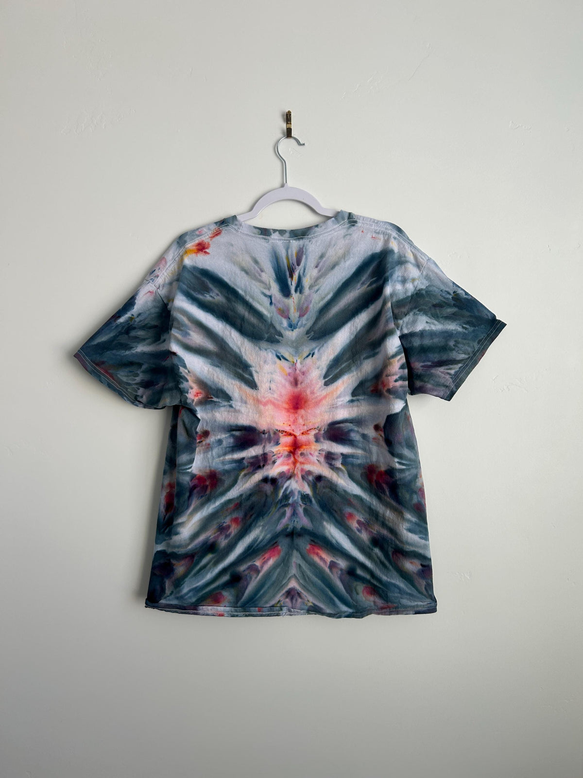 XL Ice Dye Tie Dye Shirt β Mirrored Tee in Black, Gray & Pink | Hand Dyed One-of-a-Kind Cotton Tee | Adult Unisex Size XL