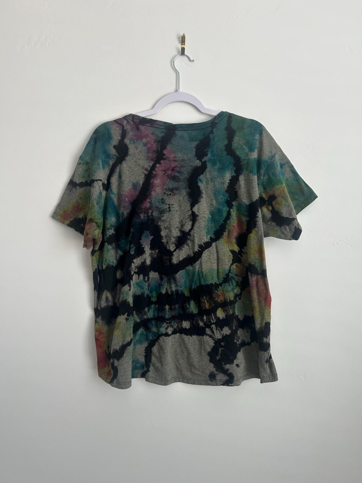 Oversized Women’s Tie Dye Shirt – Black & Jewel Tone Swirl – Size Large