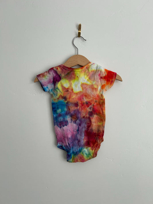 6-9M Baby Tie Dye Onesie - Rainbow Hand Dyed Bodysuit