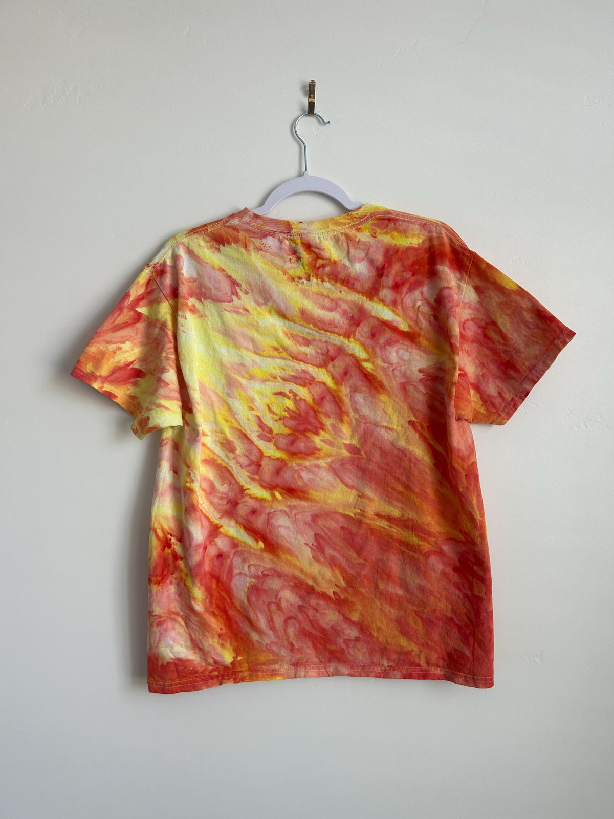 Adult Large Tie Dye T-Shirt – Fire Roll Fold | Hand Dyed Hanes Cotton Tee