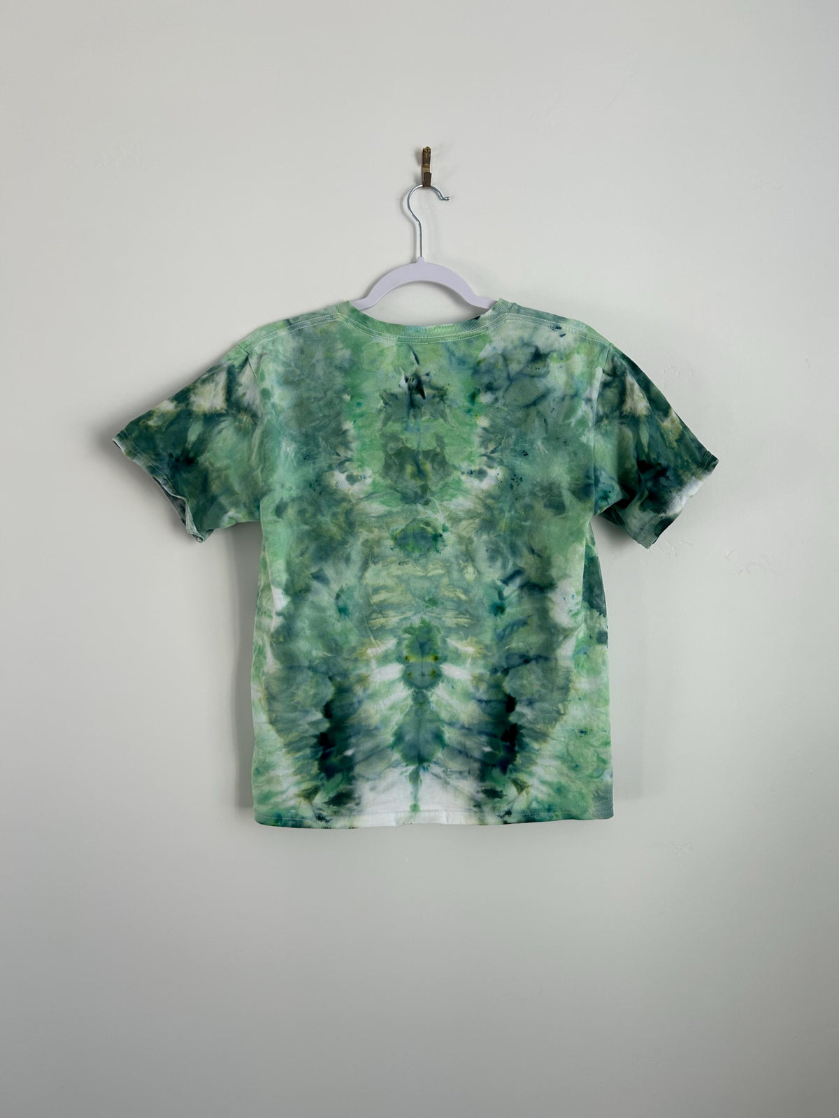 Hand Dyed Tie Dye Shirt – Green Mirror Scrunch Fold, Adult Small Unisex Tee, Festival Wear, Unique Gift