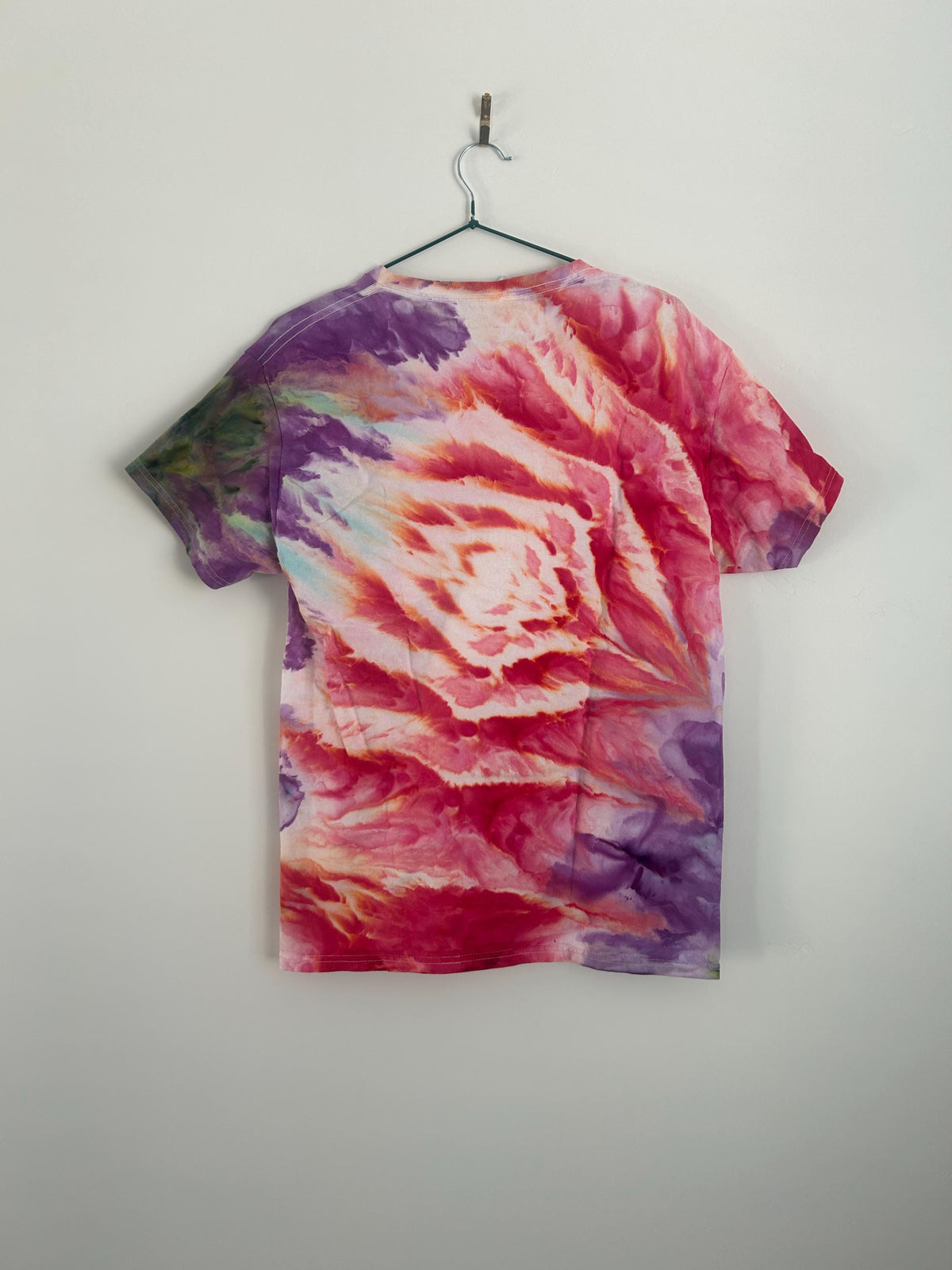 Medium Pink & Purple Ice Dye Shirt – Unisex Floral Burst Tie Dye | Hand Dyed One-of-a-Kind Cotton Tee | Size M