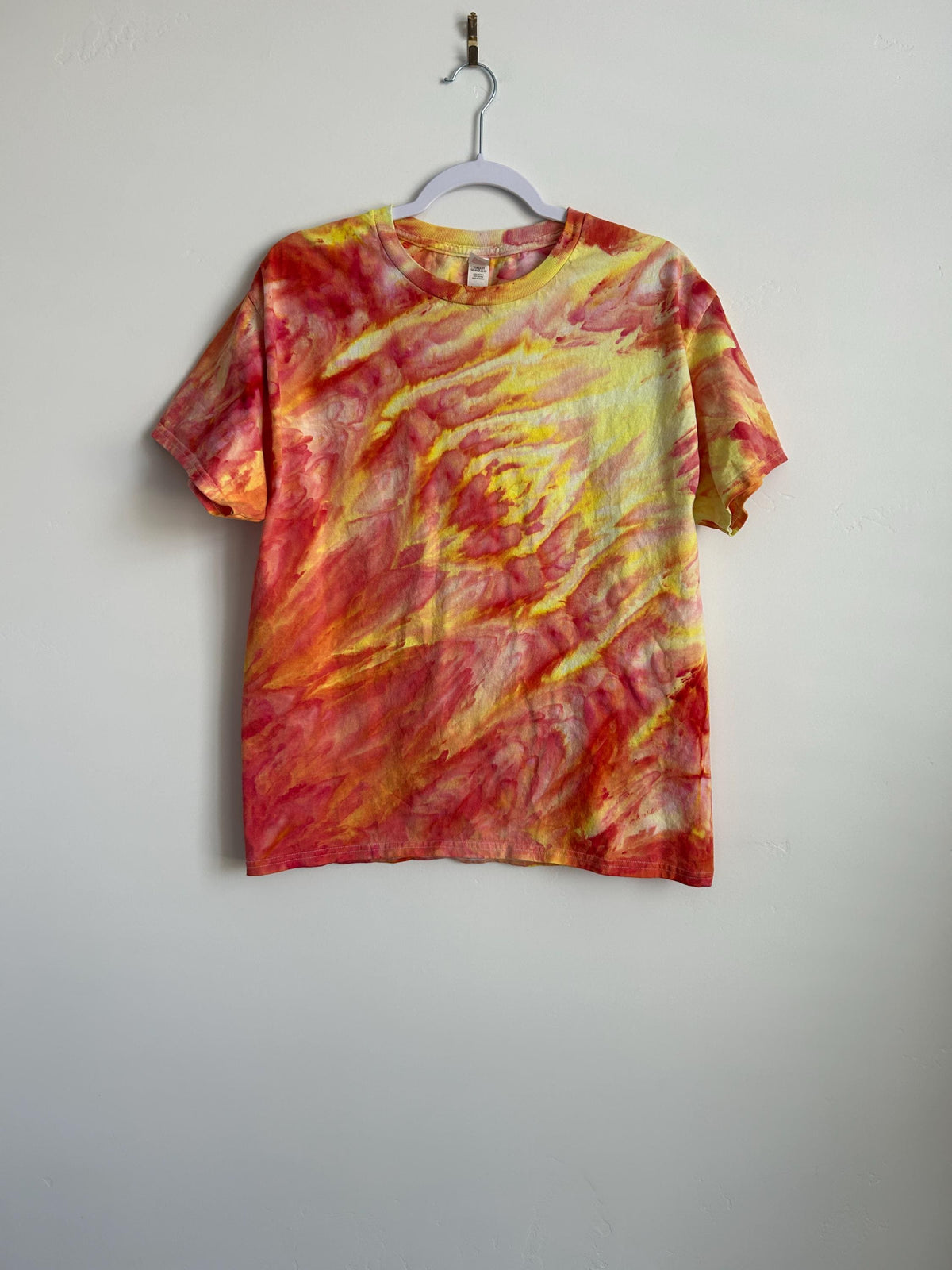 Adult Large Tie Dye T-Shirt – Fire Roll Fold | Hand Dyed Hanes Cotton Tee