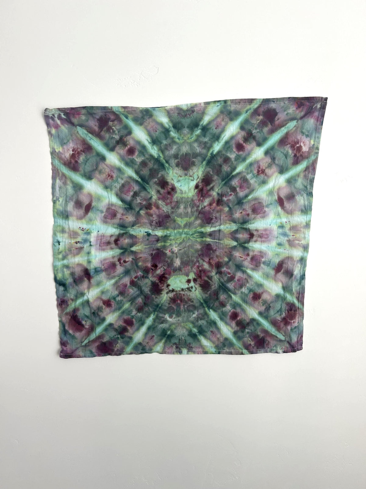 Hand Dyed Tea Towel – Maroon & Green Kaleidoscope Ice Dye (28"x28")