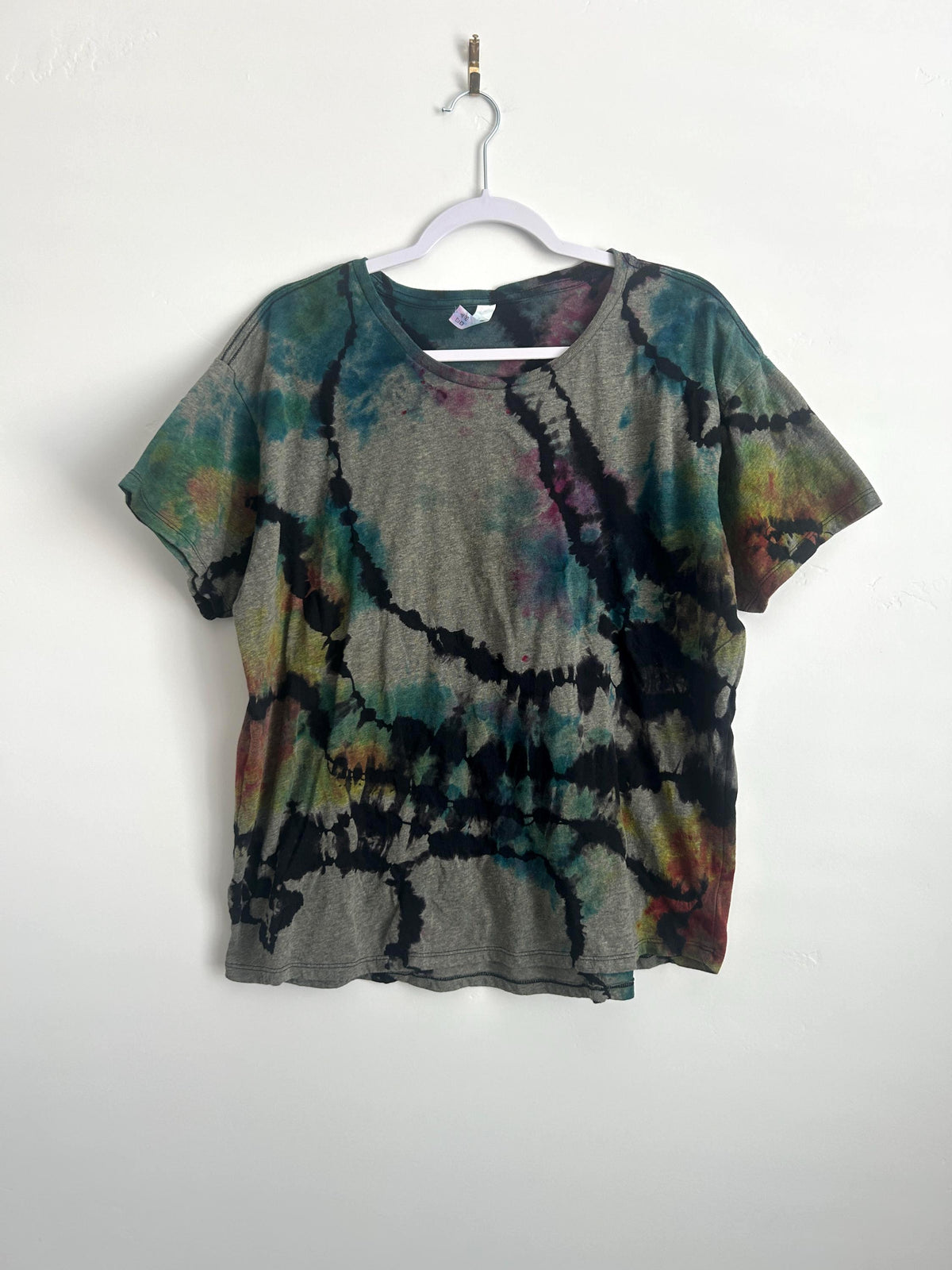 Oversized Women’s Tie Dye Shirt – Black & Jewel Tone Swirl – Size Large