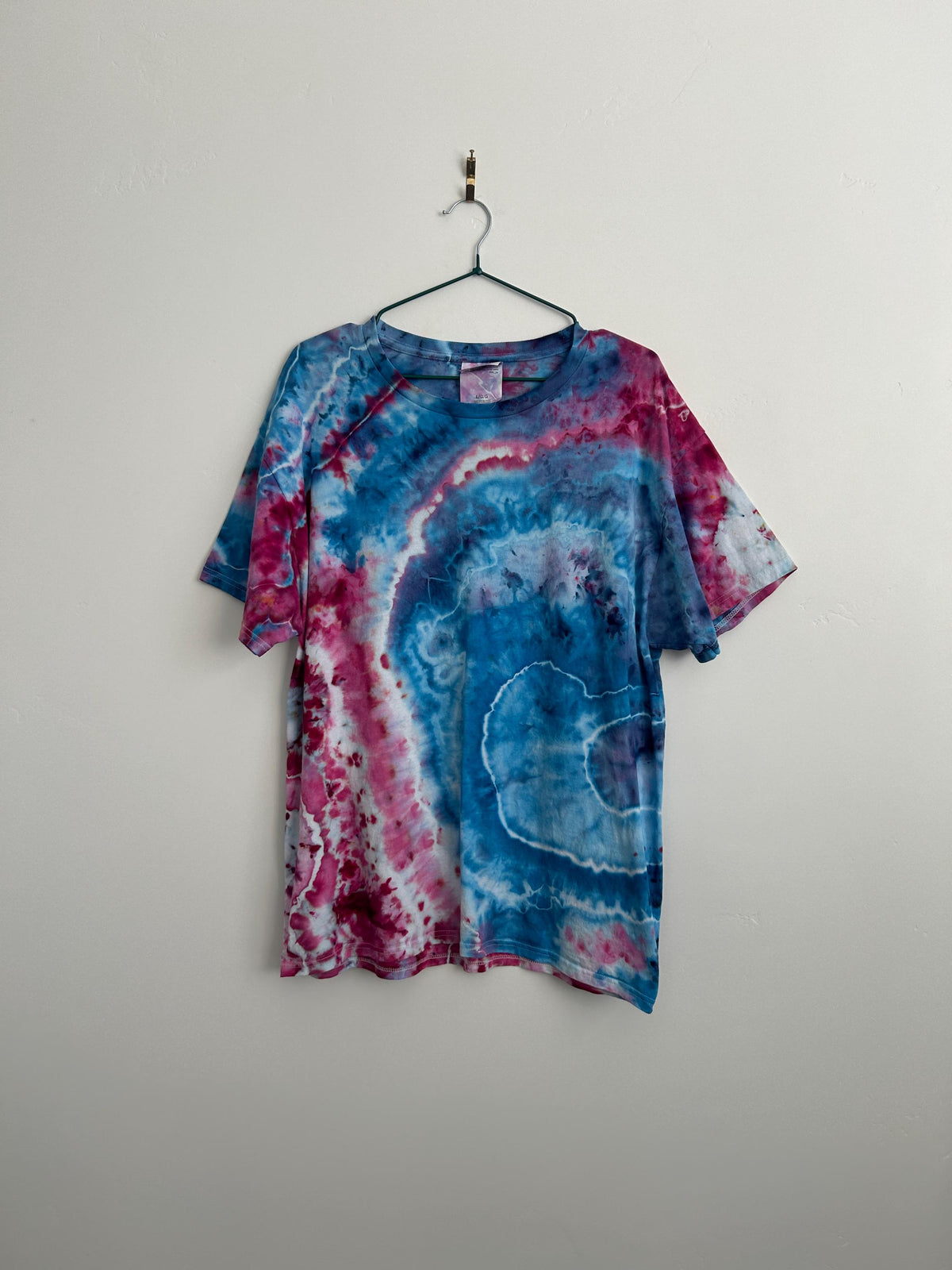 Blue & Magenta Geode Ice Dye Shirt – Size Large – Hand Dyed Cotton Tee