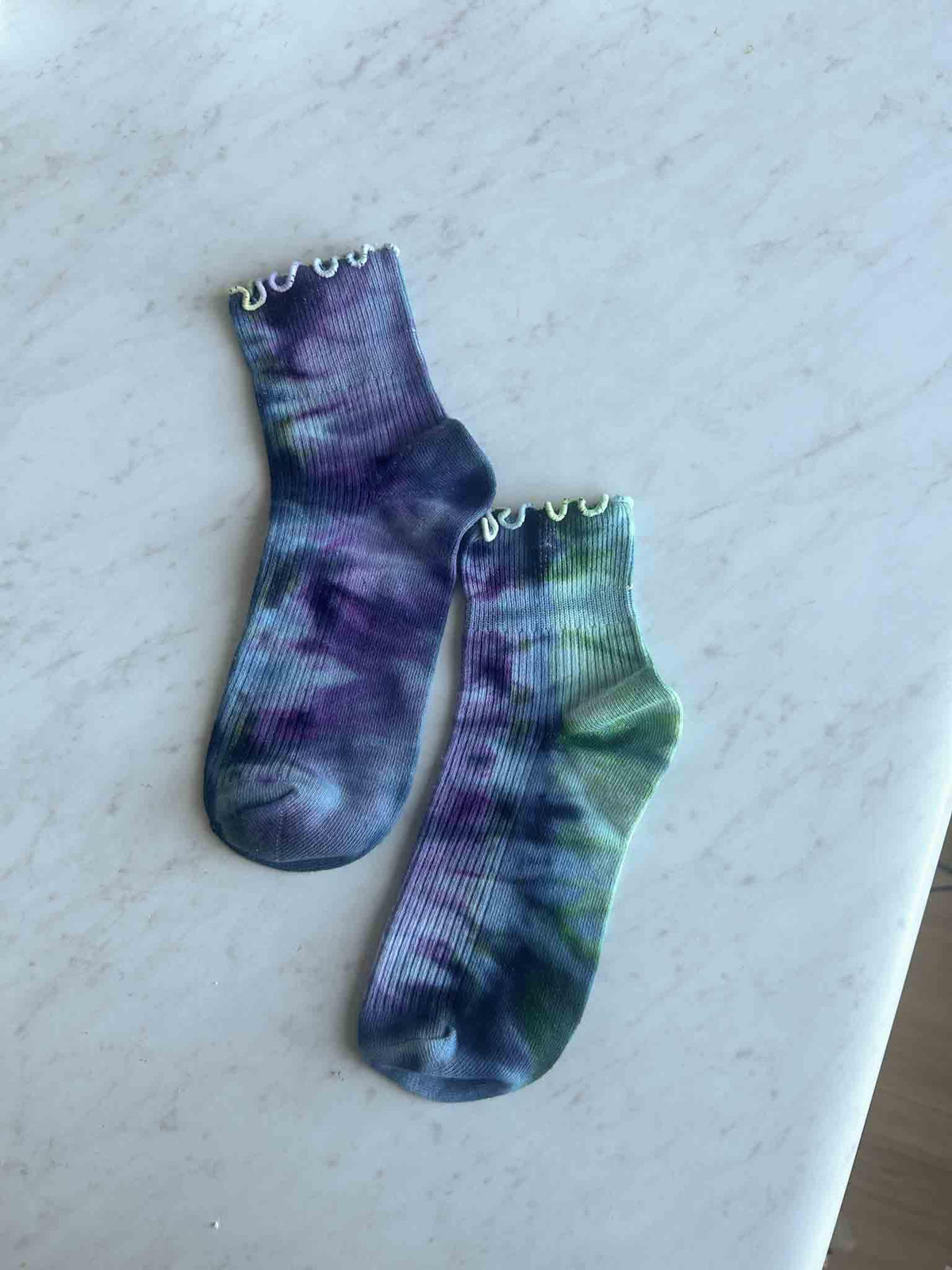 Tie Dye Ruffle Socks – Purple Green Ice Dye – Women’s Crew Socks