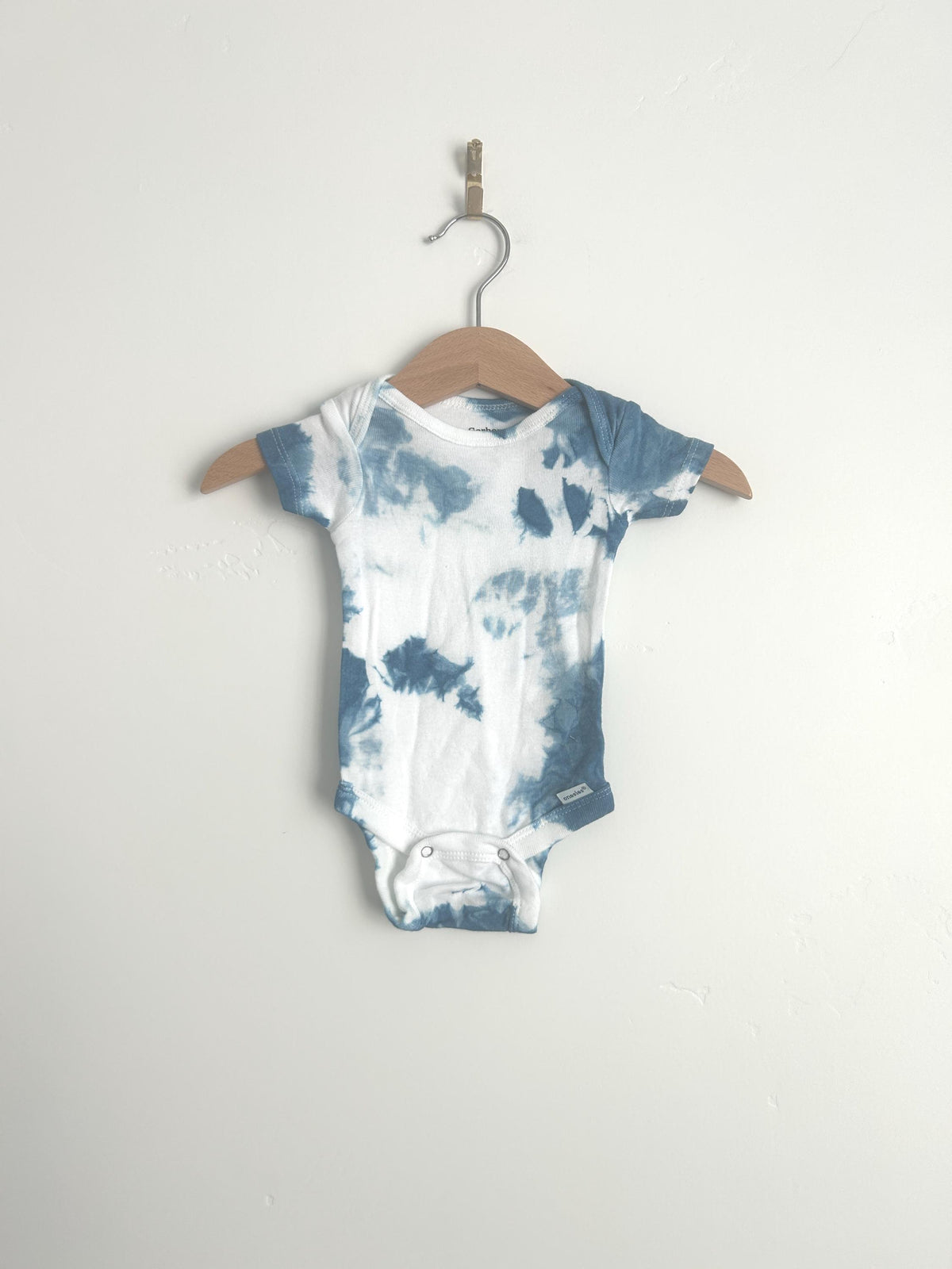 Newborn Baby Onesie – Indigo Shibori Tie Dye | Hand Dyed 100% Cotton | Natural Dye Gift for Baby
