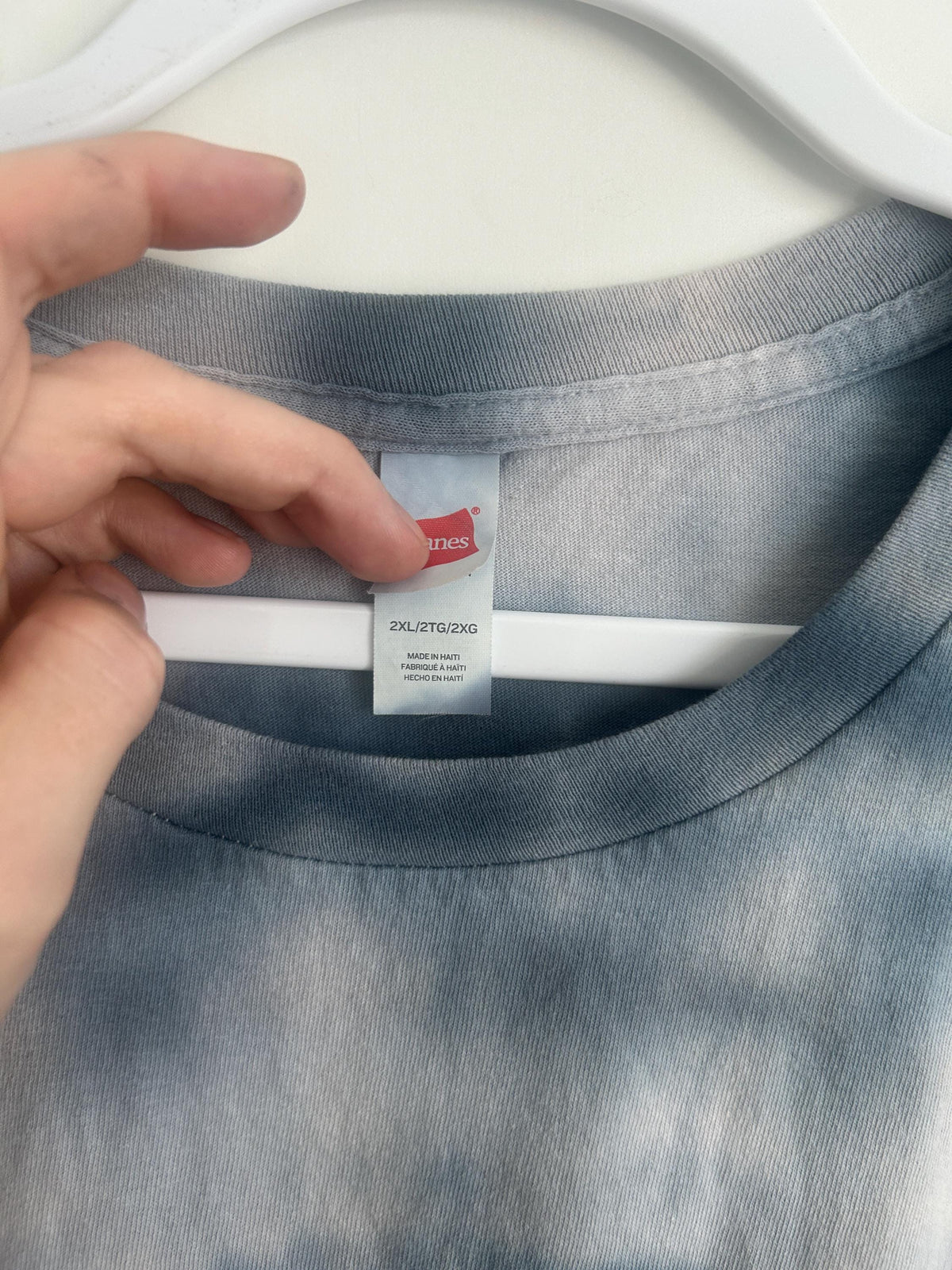 Hanes 2XL size tag on hand dyed ice dye t-shirt