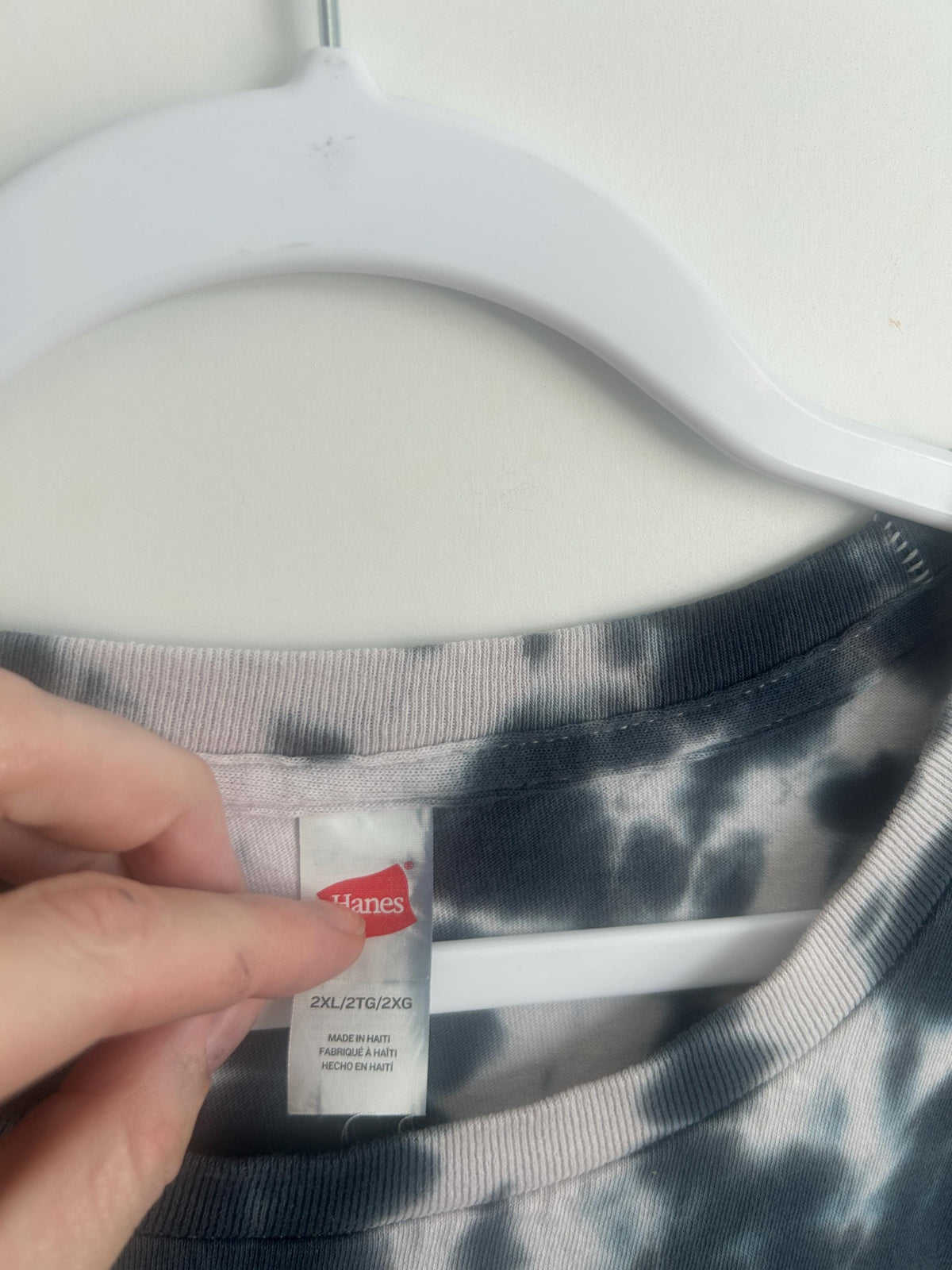 Hanes 2XL size tag on hand dyed black and white tie dye t-shirt