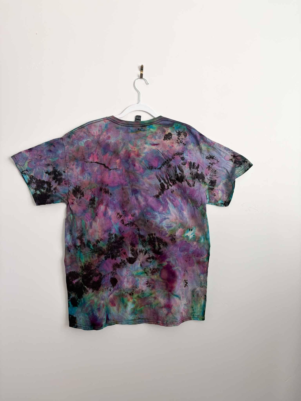 Large Reverse Tie Dye T-Shirt, Purple Pink Teal on Black, Heart Design, Ice Dye Gildan Light Cotton Bleach Dye Tee